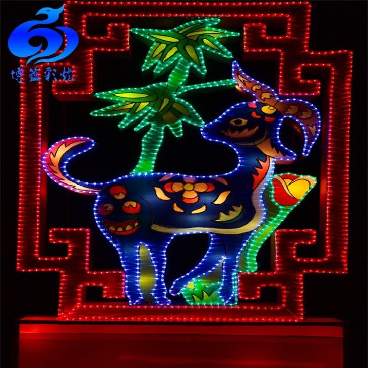 3 3